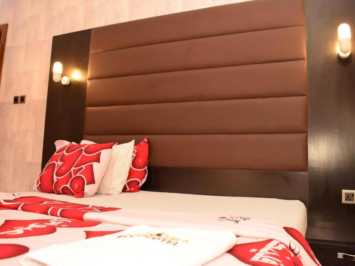Bana Hotel & Suites Lagos Exteriér fotografie