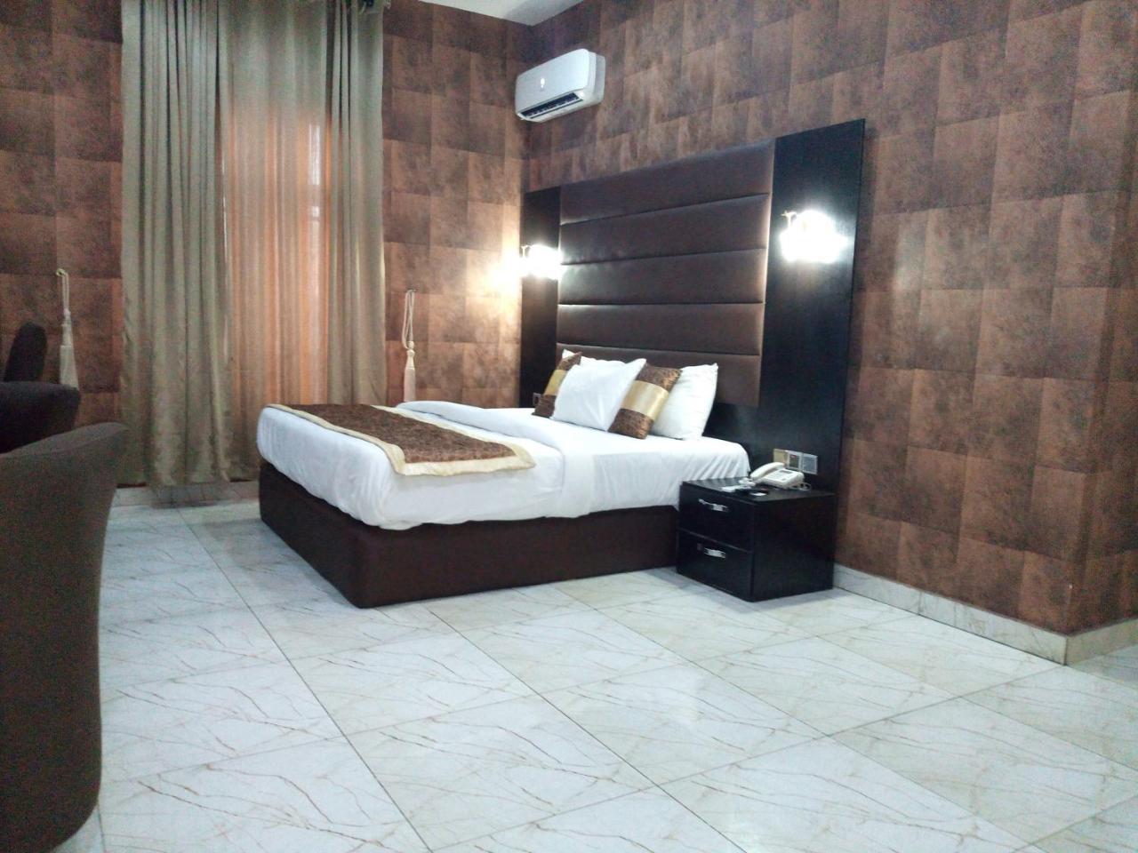 Bana Hotel & Suites Lagos Exteriér fotografie