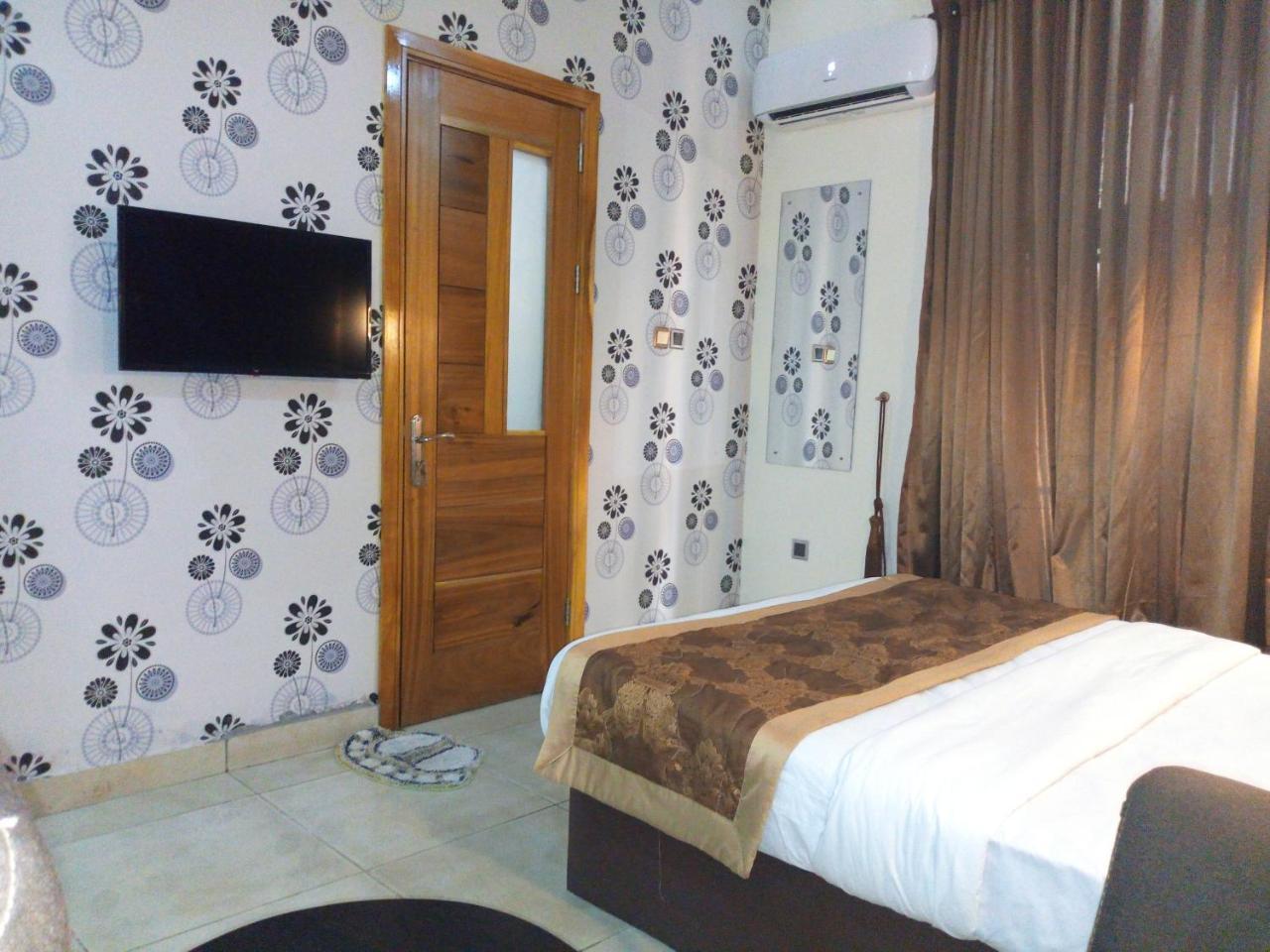 Bana Hotel & Suites Lagos Exteriér fotografie