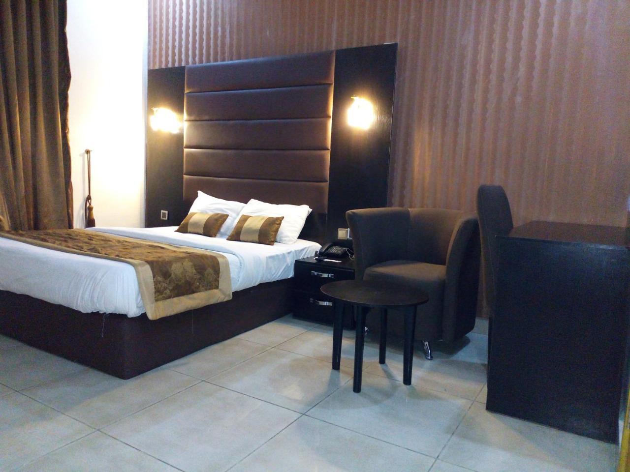 Bana Hotel & Suites Lagos Exteriér fotografie