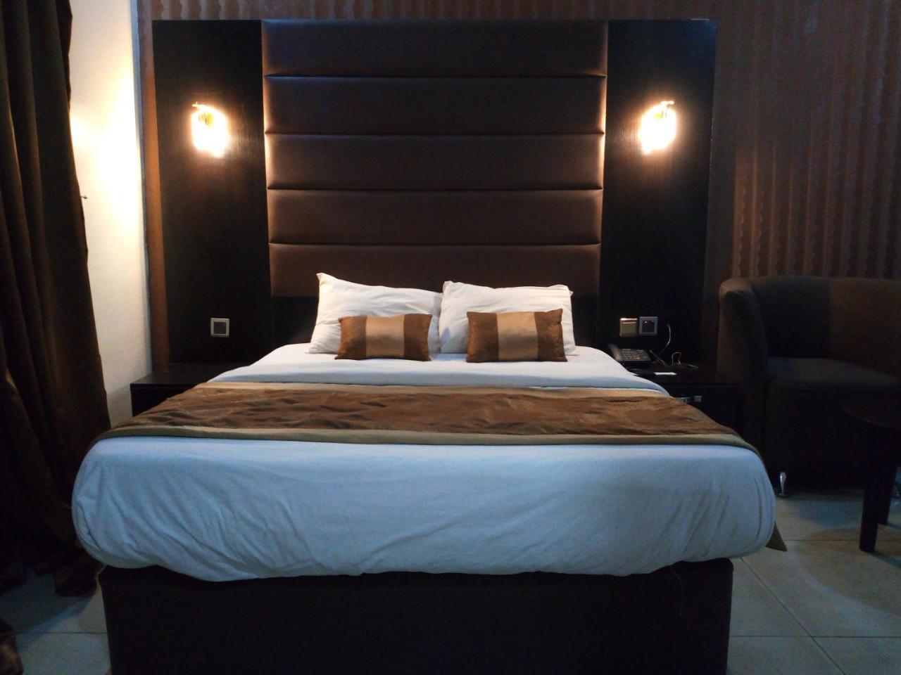 Bana Hotel & Suites Lagos Exteriér fotografie
