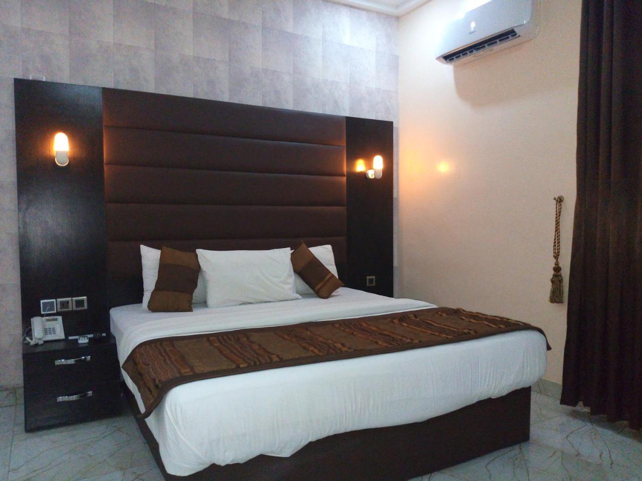 Bana Hotel & Suites Lagos Exteriér fotografie