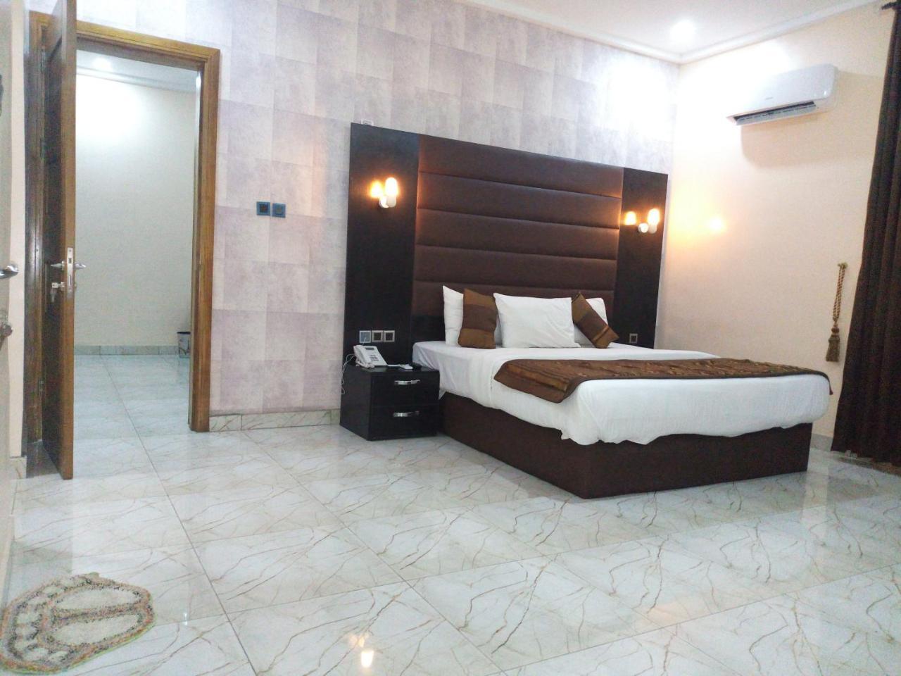Bana Hotel & Suites Lagos Exteriér fotografie